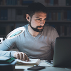 Luminaria De Mesa Led Ring Light Articulado Garra Aumento 5x