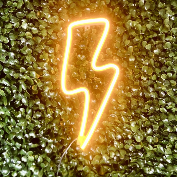 Luminária De Parede Raio Led Neon Amarelo 26cm 3d Gold Print