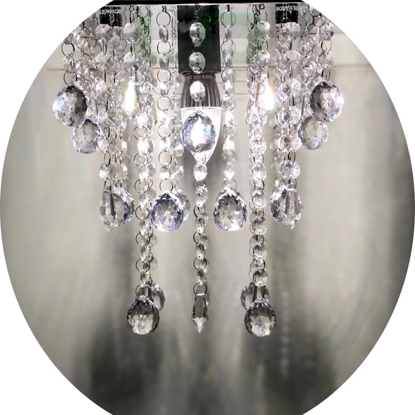 Lustre De Acrílico Com Esferas E Pirulitos Em Alto Brilho 40c