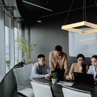 Lustre Pendente Avant Kavas Quadrado Em Madeira Com Led Bivolt