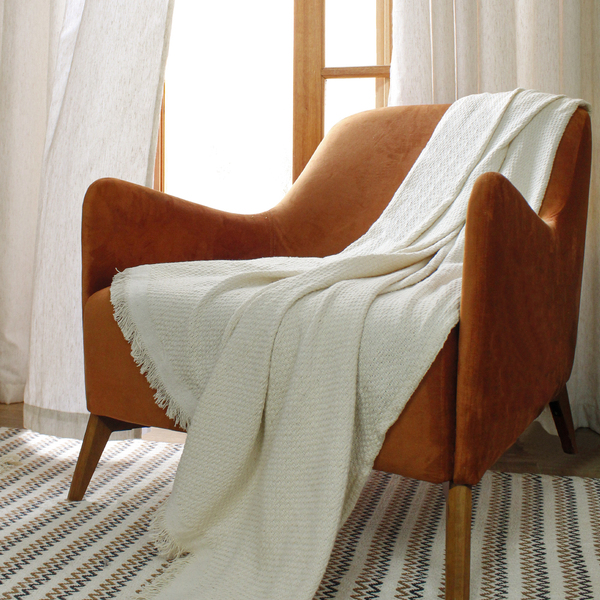 Manta Decorativa 1,5m x 2,10m  Cru/ Natural Para Sofá E Poltr