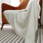 Manta Decorativa 1,5m x 2,10m  Cru/ Natural Para Sofá E Poltr