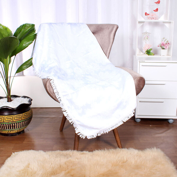Manta Para Sofá Branca 1,50m X 1,50m Jacquard Medalhão