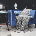 Manta para Sofá Pied de Poule Preta e Branca 2,00x2,20 m Guaratinguetá