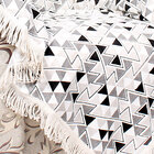 Manta Xale Pata Sofá Ou Poltrona 1,50m X 1,50m Com Franja - J