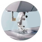 Máquina De Costura Elgin Portátil Overlock 1000 127v Branca