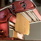 Máquina De Macarrão Italiana Atlas 150  Vermelha Marcato