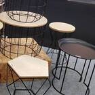 Mesa De Apoio Bella Moça Com Tampo De Madeira E Estrutura Em