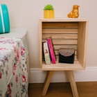 Mesa De Cabeceira Quadrado Em Pinus Natural 60 X 35 X 28,5 Cm