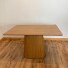 Mesa De Jantar Cone Retangular 140x90 Cm Base Oval Freijó Tam