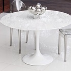 Mesa De Jantar Tulipa Saarinen Redonda 80 Cm Mármore Branco E