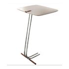 Mesa L50 Lateral Aproximação Sofá Off White Base Cromada