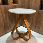 Mesa Lateral Bella 60x70cm (pé Cebola) Vidro Off-white/mel