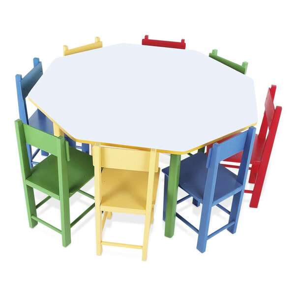 Mesa Oitavada Com 8 Cadeiras De Madeira Coloridas