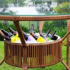 Mesa Redonda Em Alumínio  Fibra Sintética E Tampo De Vidro -