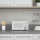 Micro-ondas Electrolux 20L Branco Com Função Tira Odor E Descongelar MTO30 127V (110V)