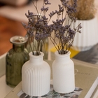 Mini Garrafa Listrada Clássica Artesanal 9,5x7cm Em Cimento