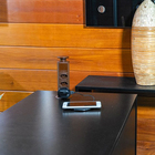 Mini Totem Manual Preto Com 3 Tomadas De 20A Tensão Maxima 250 V Com Cabo De Alimentação Qtmov