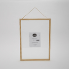 Moldura com vidro duplo 25x35cm em madeira pinus com acabamen