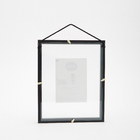 Moldura com vidro duplo preta 20x25cm em madeira pinus com ac