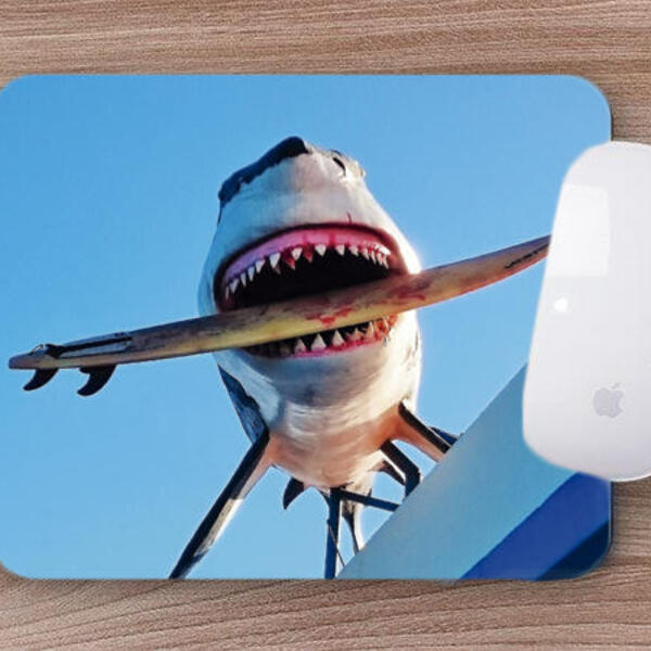 Mouse Pad Emborrachado Personalizado Tubarão Com Prancha