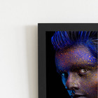 Mulher De Perfil Cabelo Azul Quadro Moldura Preta 60x40cm