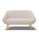 Namoradeira 02 Lugares Giovana Veludo Luxo Pés Palito Castanh