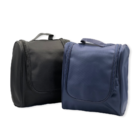 Necessaire Unissex Com Divisória E Alça Para Cabide