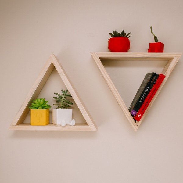 Nicho De Parede Em Triangulo Em Pinus Natural 35 X 30 X 9 Cm