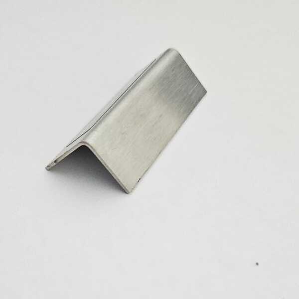 Operfil Cantoo - Aço 304 - Esc. 30 X 30 X 3000 Mm