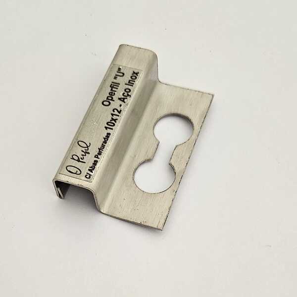 Operfil "u' - Abas Perfuradas Pol. - Aço Inox 304  -  12x3000