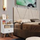 Painel Estofado E Mesa De Cabeceira Casal 140 Nobre Bege