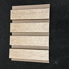 Painel Ripado Externo De Composto Plastico E Madeira B/ou M/