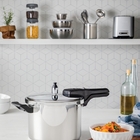 Panela De Pressao Brava Em Aco Inox Com Fundo Triplo 20 Cm 4,