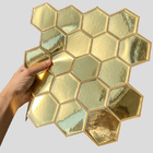 Pastilha Decorativa Adesiva Hexagonal Cromado Ouro 26x24,5cm