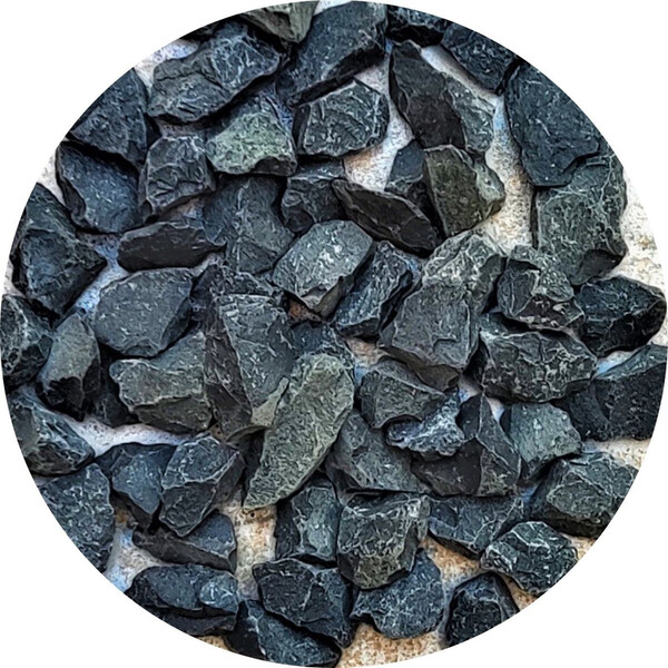 Pedrinha Preta De Jardim 40kg Basalto Preto Nº 3 Cascalho Vas