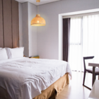 Pendente  Redondo Madeira e Fibra Bege Jacarta GMH 40 cm