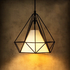 Pendente Aramado Diamante M Preto com Cúpula Branca E27