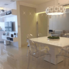 Pendente em Policarbonato e Acrílico Branco Vega Bella Ø46cm