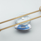 Pendurador De Toalha Vintage Retrô Duplo Bronze C/ Porcelana