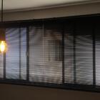 Persiana Horizontal Preta - 0,60m Larg X 0,60m Alt - Alumínio