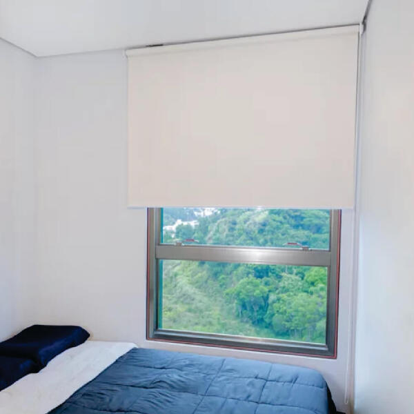 Persiana Rolo Blackout Pinpoint Bege - 2,60m X 2,40m