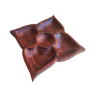 Petisqueira  3d Tábua 4 Folhas Madeira Nobre Maciça 22x22 Cm