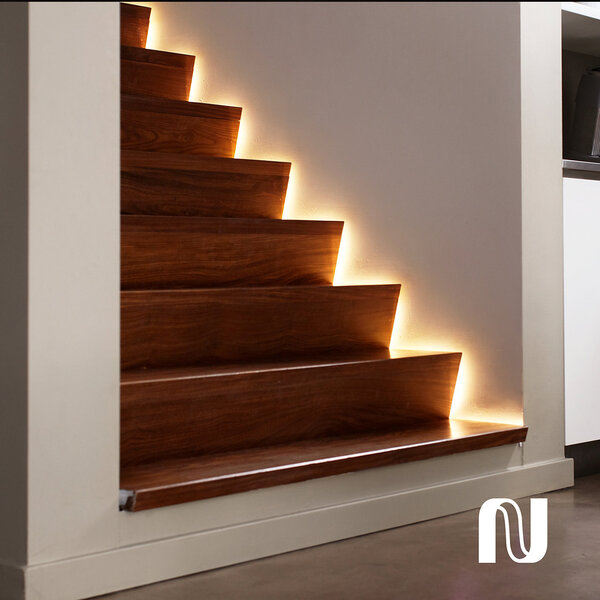Philips Hue Lighstrips Plus Base Kit Fita Led Rgb 2m | Leroy Merlin