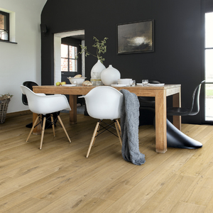 Foto de Piso Laminado Click Impressive Carvalho Natural Soft 138x19cm