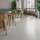 Piso Cerâmico Granito Brilhante Borda Reta Interno 81x81cm Lombardia Cinza Formigres Prime