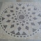 Piso Em Mosaico Romano Semente De Girassol Ii - 150cm