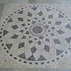 Piso Em Mosaico Romano Semente De Girassol Ii - 80cm