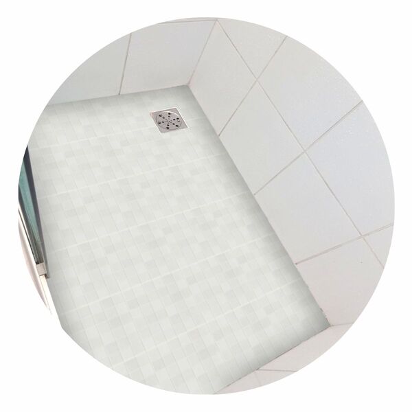 Piso Vinil Antiderrapante Para Box Ladrilho Pastilhas Brancas