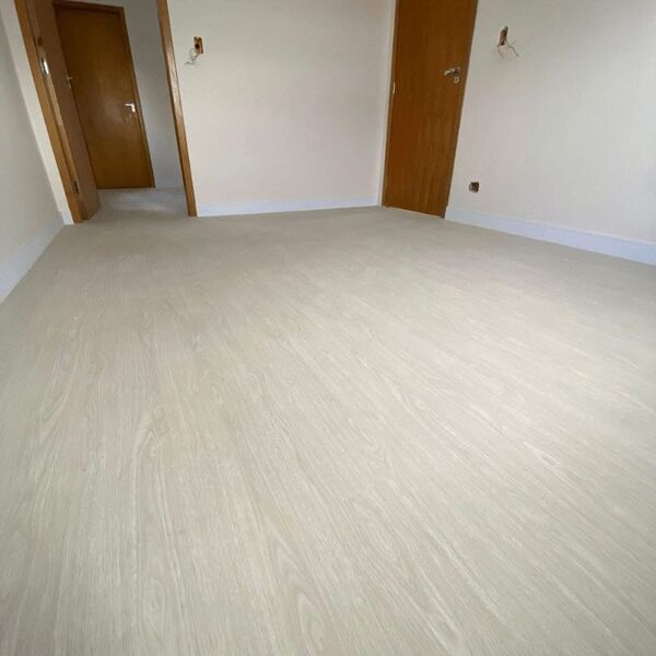 Piso Vinílico Arquitech Magnifique 2mm - Diane Cx 4,49m² - Di